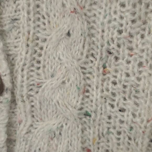 Hooked ❤ Up cardigan sweater size S NEW - Picture 3 of 8